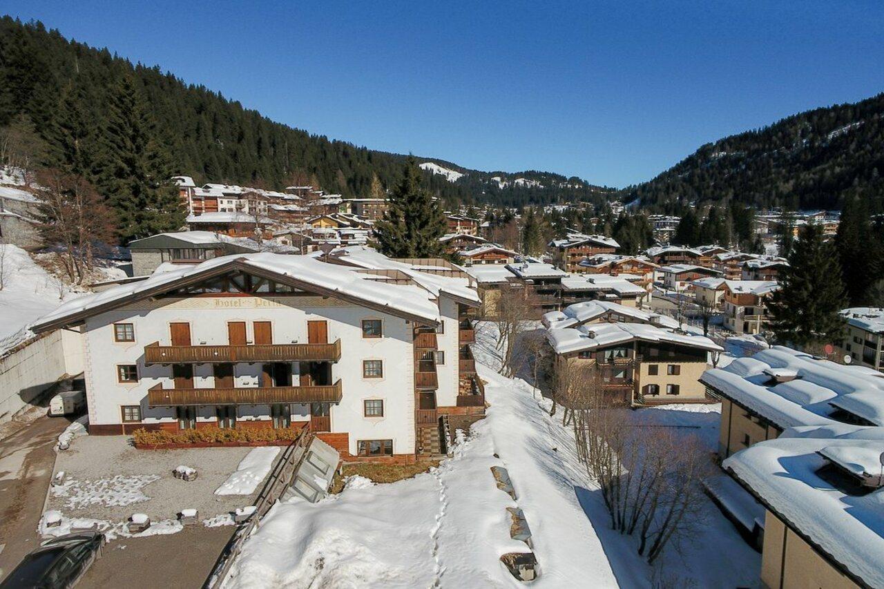 Hotel Perla Madonna Buitenkant foto